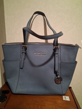 Michael Kors Blue Saffiano Leather Tote/ Long STAIN ON (1) STRAP